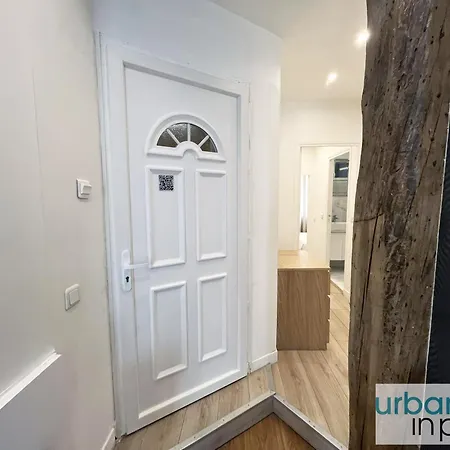Urban Flat 24 - Charming In Appartement Parijs
